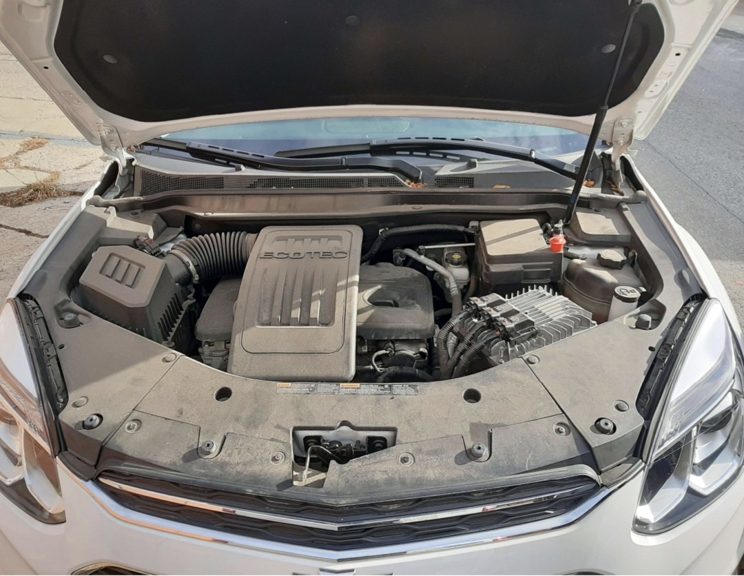 Engine bay before cleaning